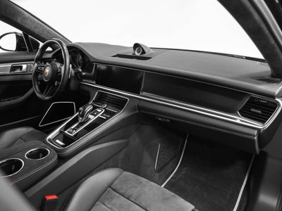 2023 Porsche Panamera GTS