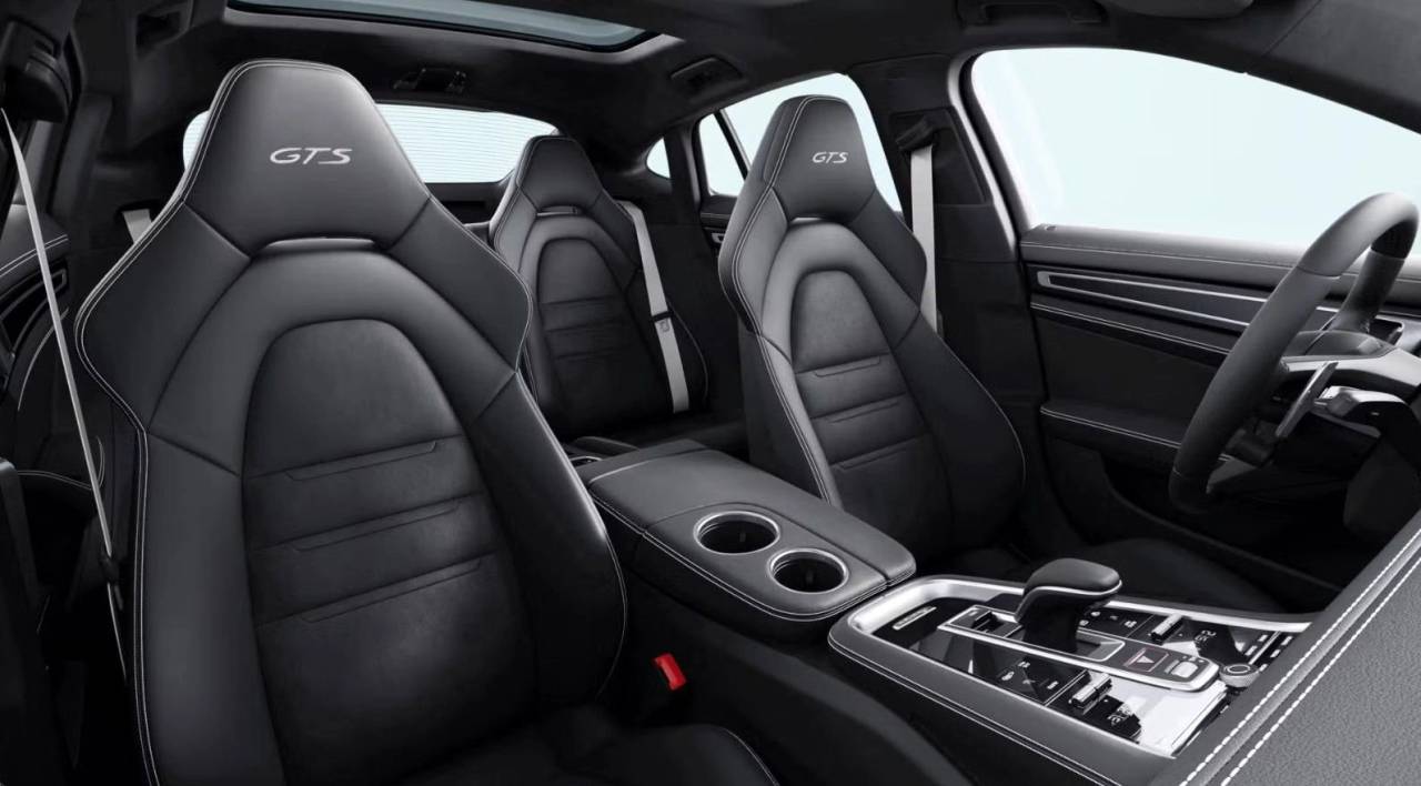 2023 Porsche Panamera Panamera GTS (MY23)