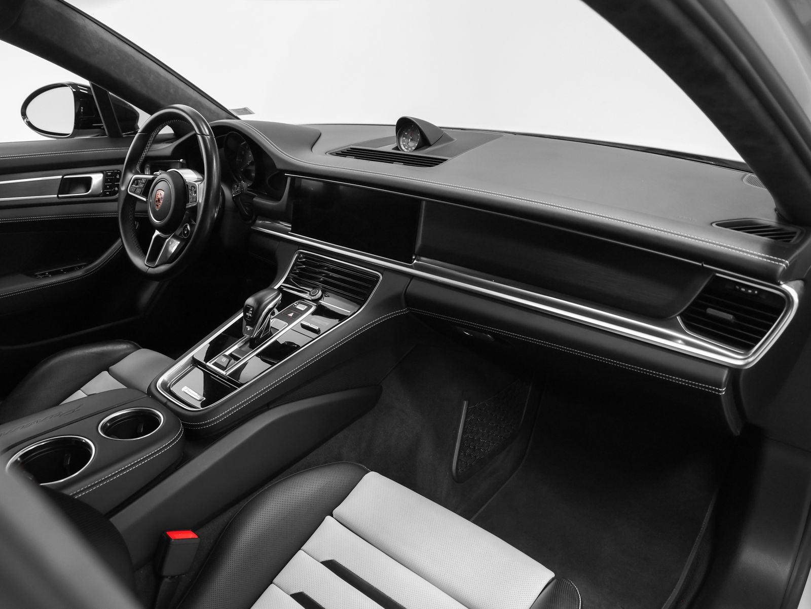 2020 Porsche Panamera Panamera GTS