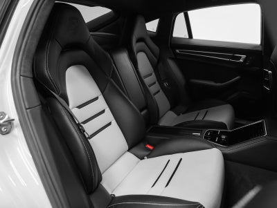 2020 Porsche Panamera Panamera GTS