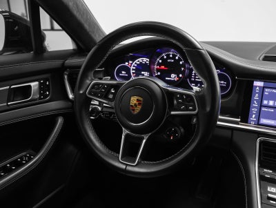 2020 Porsche Panamera Panamera GTS