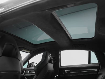 2020 Porsche Panamera Panamera GTS