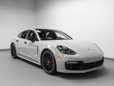 2020 Porsche Panamera Panamera GTS