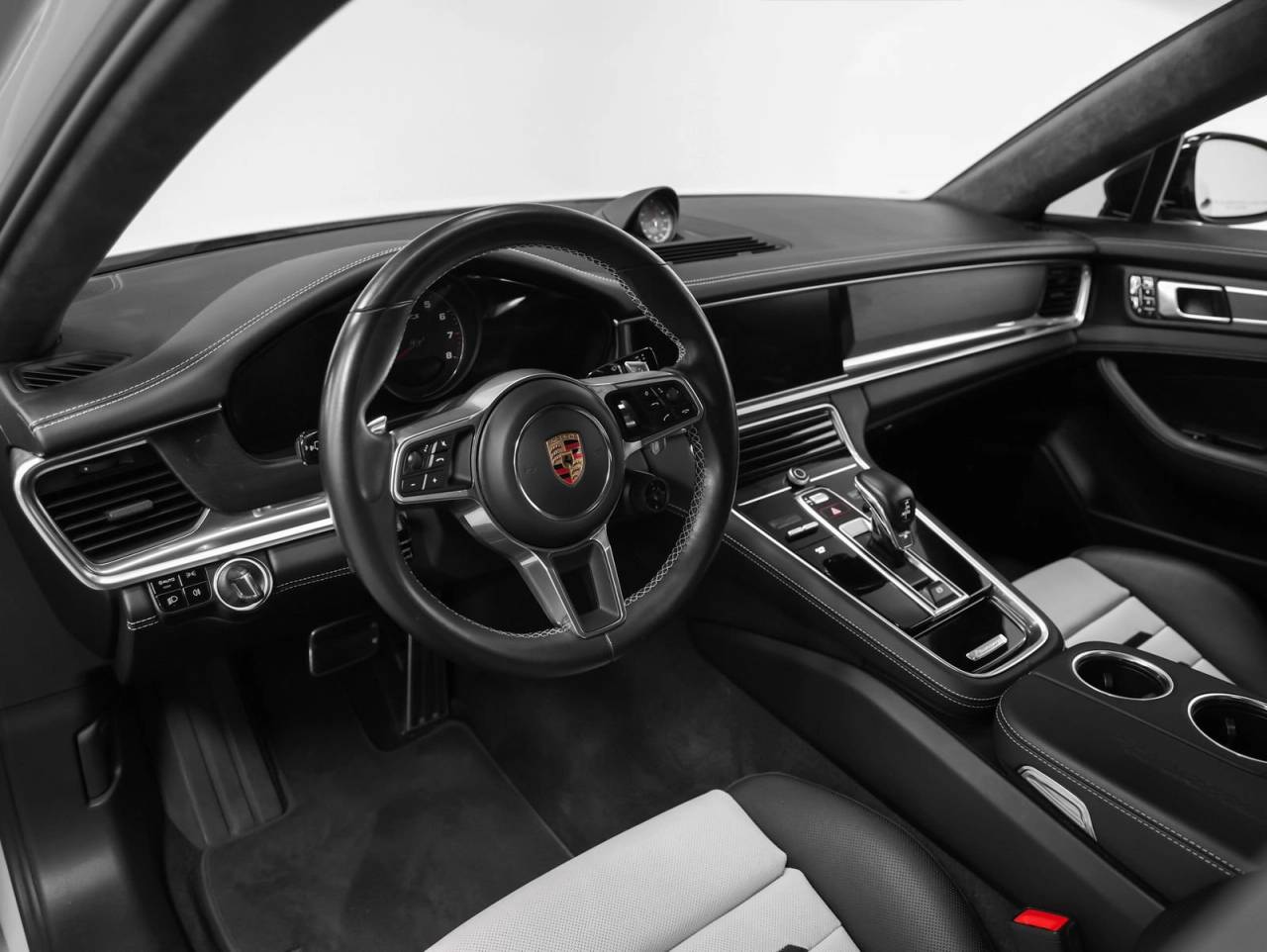 2020 Porsche Panamera Panamera GTS