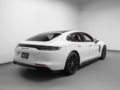 2021 Porsche Panamera Panamera GTS (MY21)