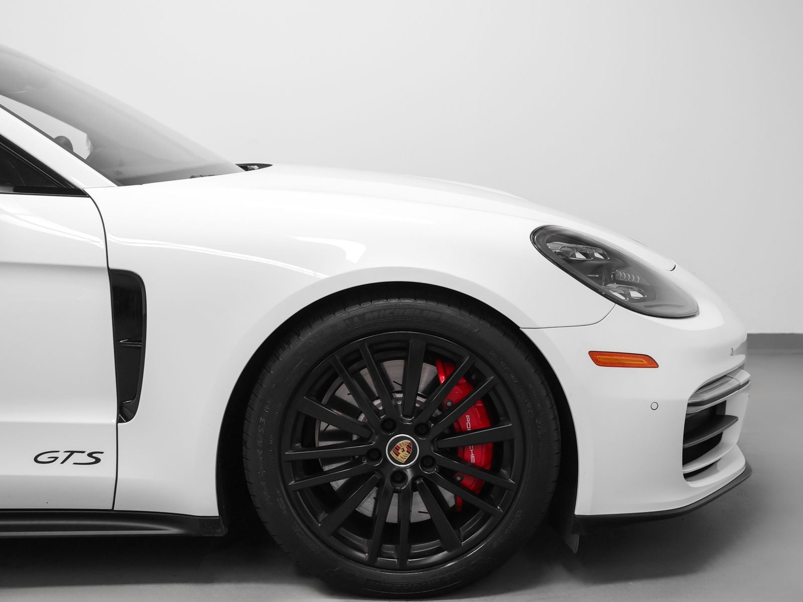 2021 Porsche Panamera Panamera GTS (MY21)