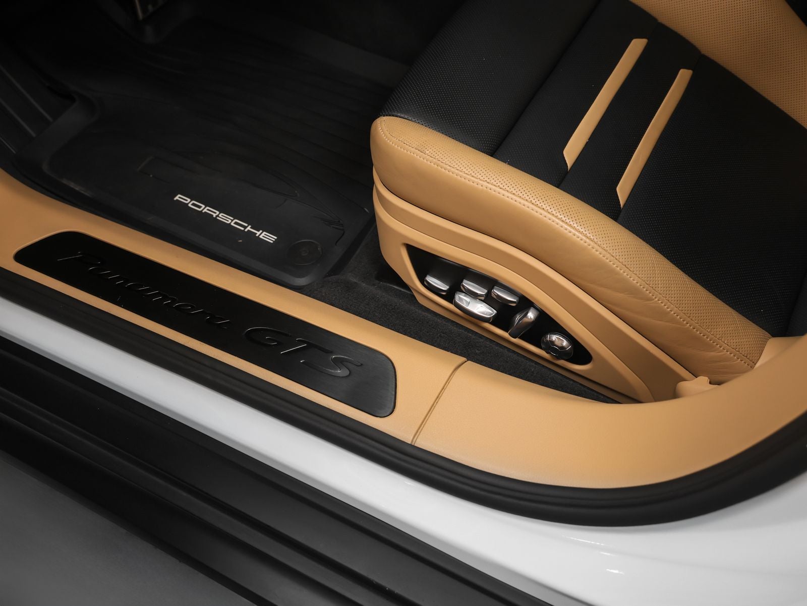 2021 Porsche Panamera Panamera GTS (MY21)