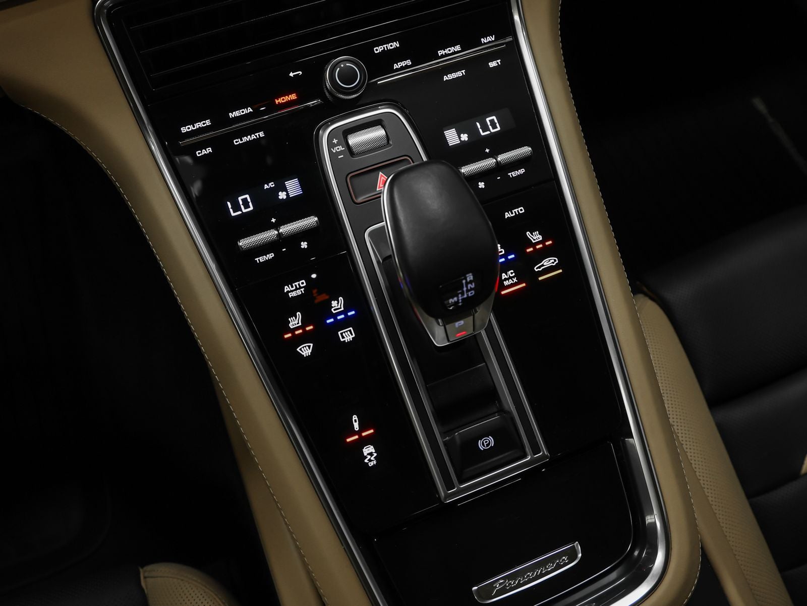 2021 Porsche Panamera Panamera GTS (MY21)
