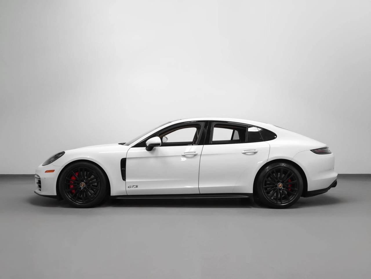 2021 Porsche Panamera Panamera GTS (MY21)