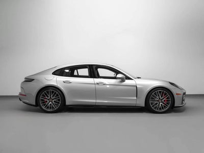 2026 Porsche Panamera Panamera GTS