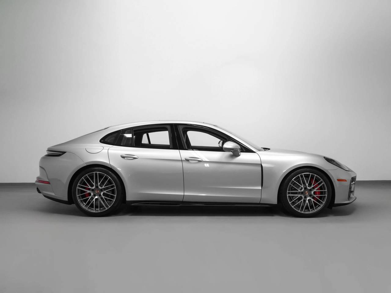 2026 Porsche Panamera Panamera GTS