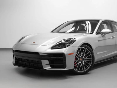 2026 Porsche Panamera Panamera GTS