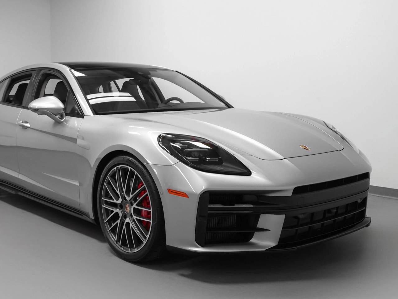 2026 Porsche Panamera Panamera GTS