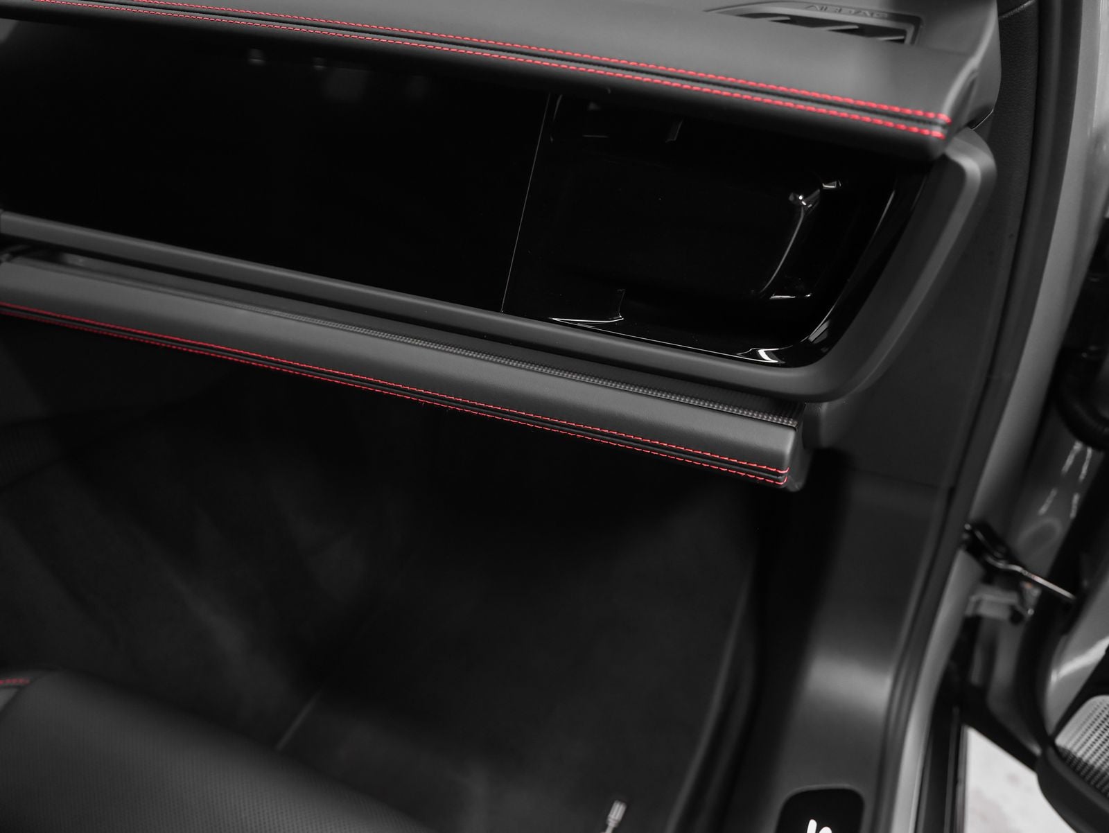 2025 Porsche Panamera GTS