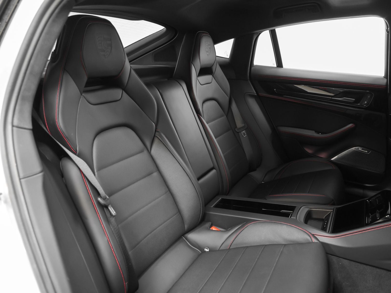2025 Porsche Panamera GTS