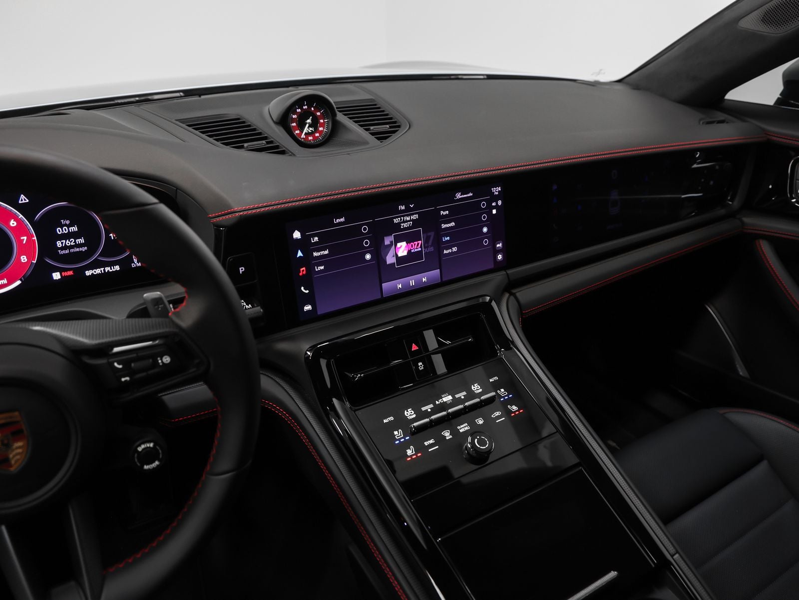 2025 Porsche Panamera GTS