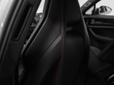 2025 Porsche Panamera GTS
