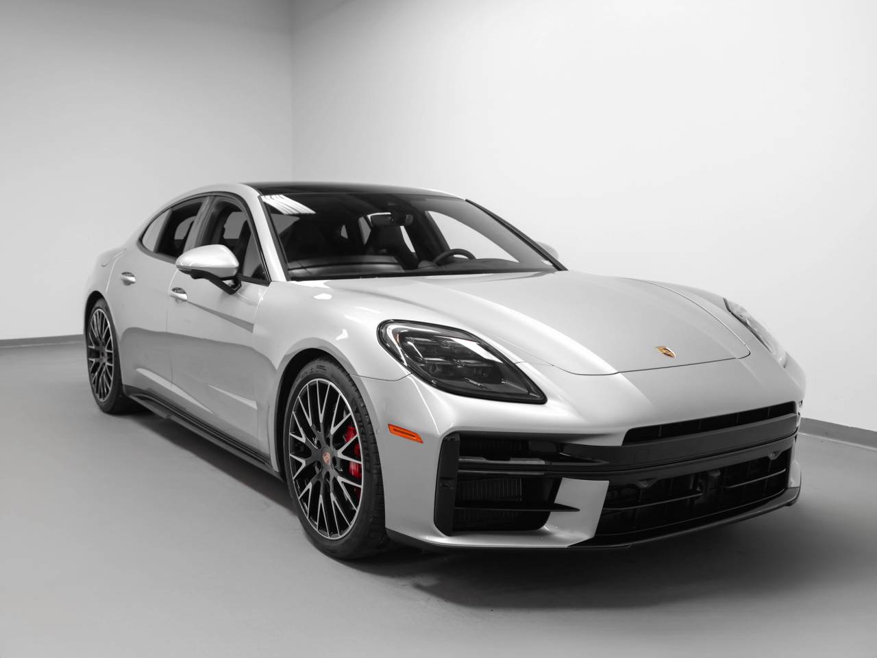 2025 Porsche Panamera GTS