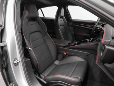 2025 Porsche Panamera GTS