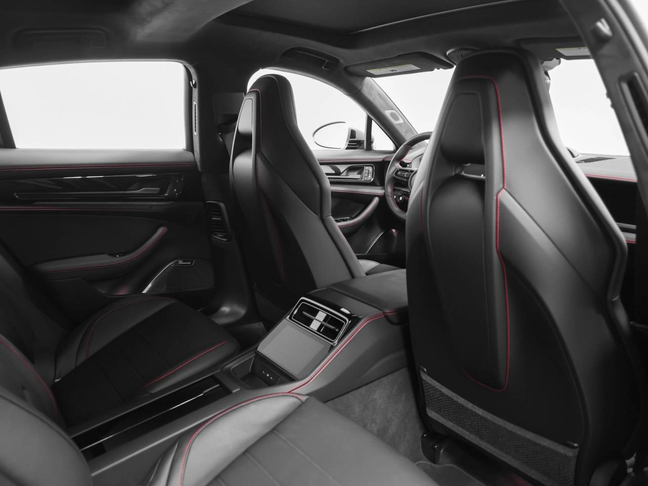 2025 Porsche Panamera GTS
