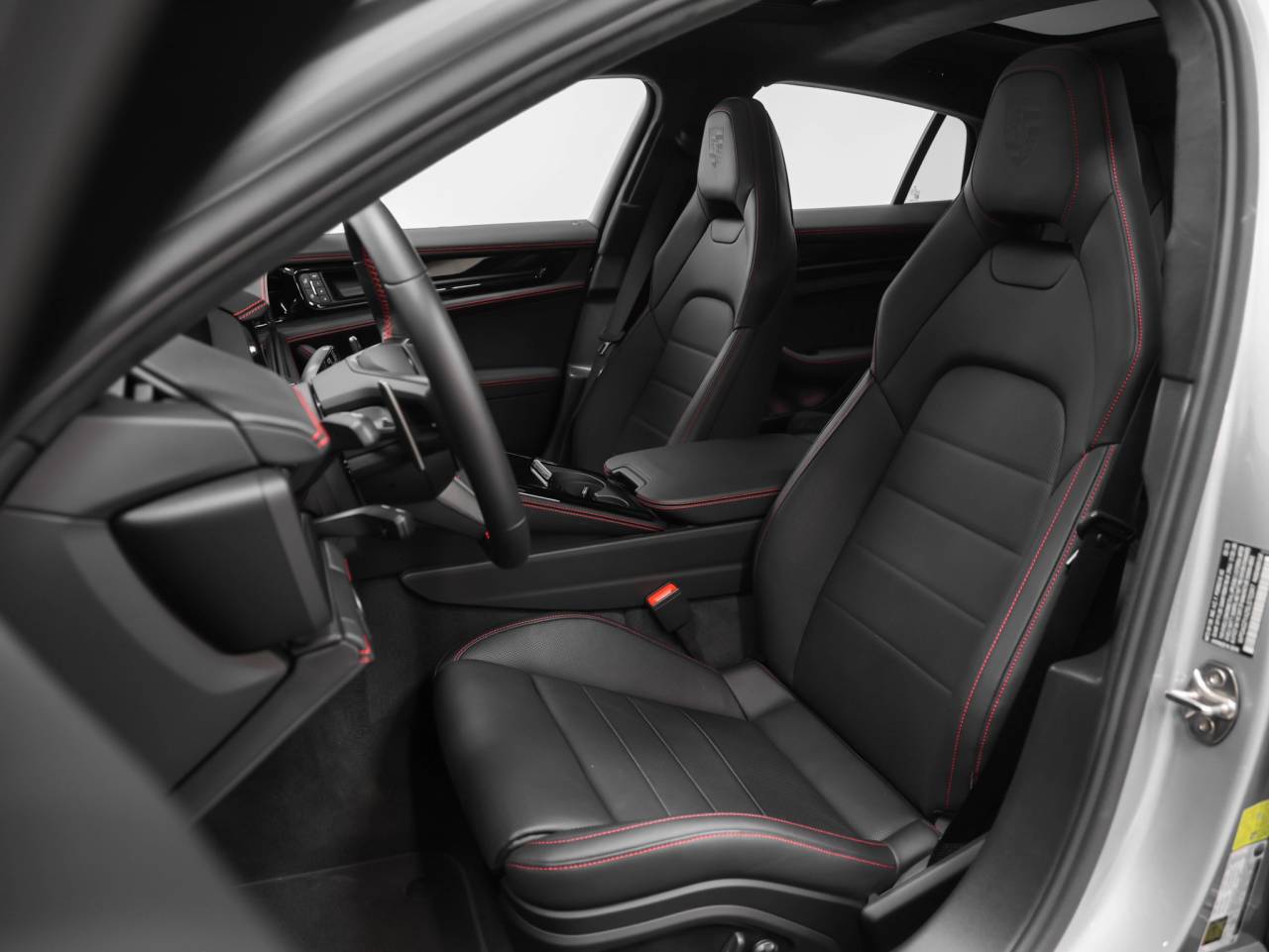 2025 Porsche Panamera GTS