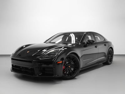 2026 Porsche Panamera Panamera GTS