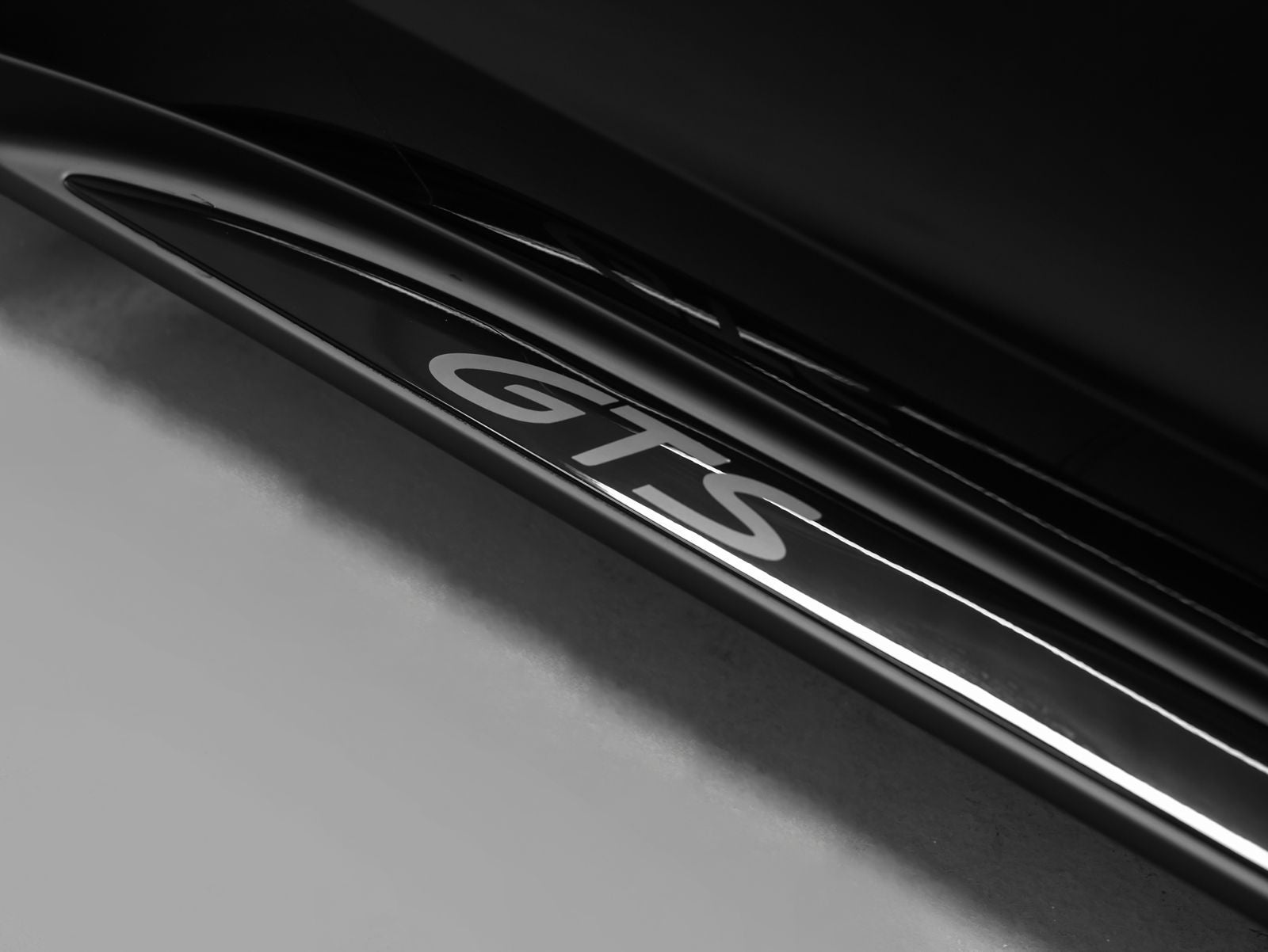 2026 Porsche Panamera Panamera GTS