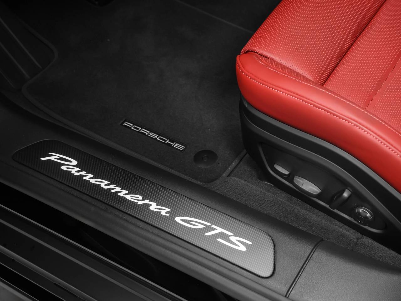 2026 Porsche Panamera Panamera GTS