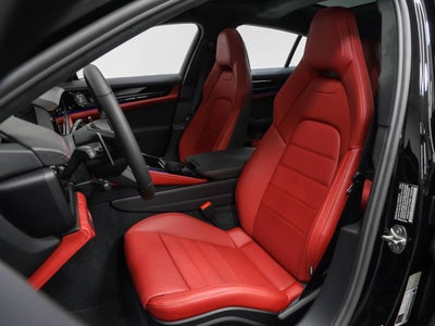 2026 Porsche Panamera Panamera GTS