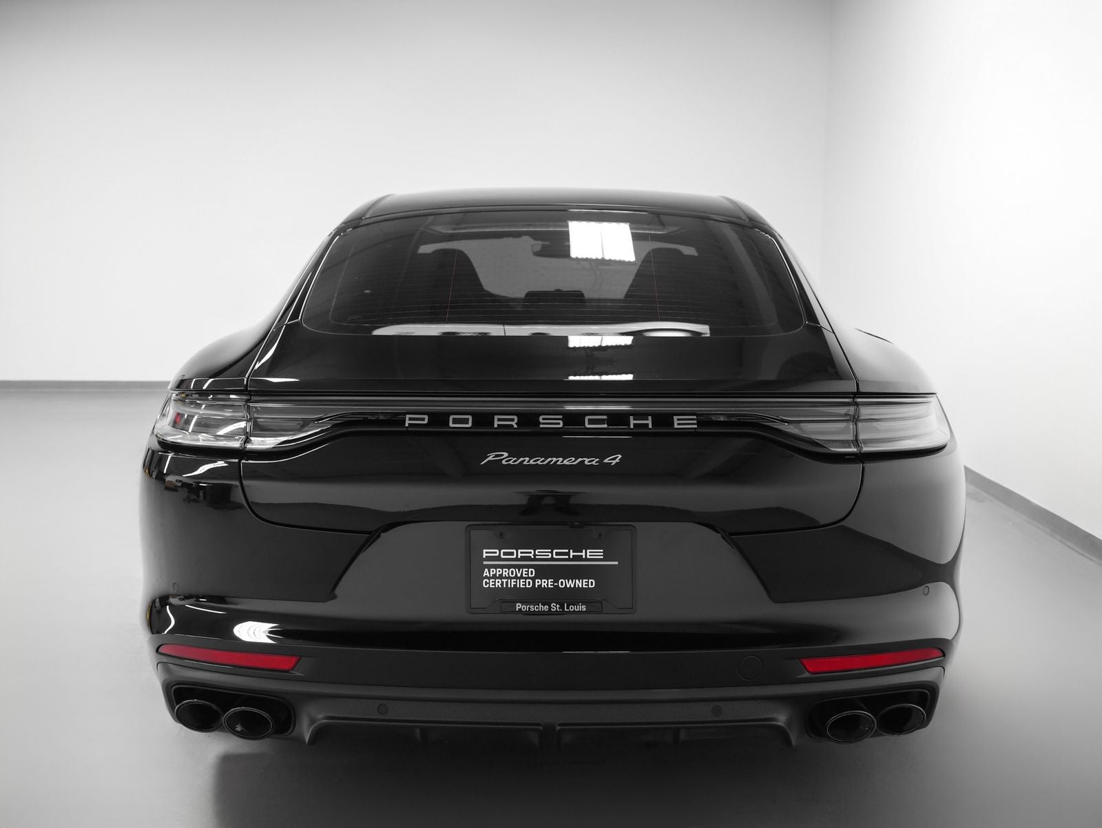 2023 Porsche Panamera 4 Platinum Edition