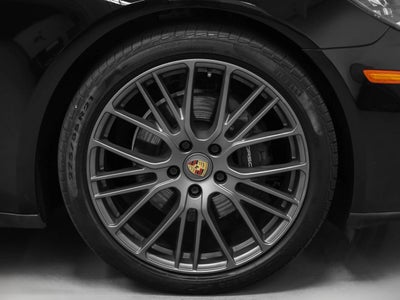 2023 Porsche Panamera 4 Platinum Edition