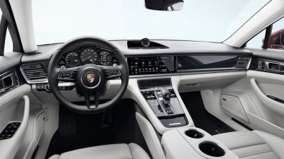 2023 Porsche Panamera 4 Platinum Edition