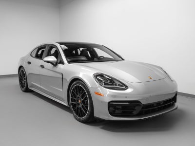 2023 Porsche Panamera 4 Platinum Edition