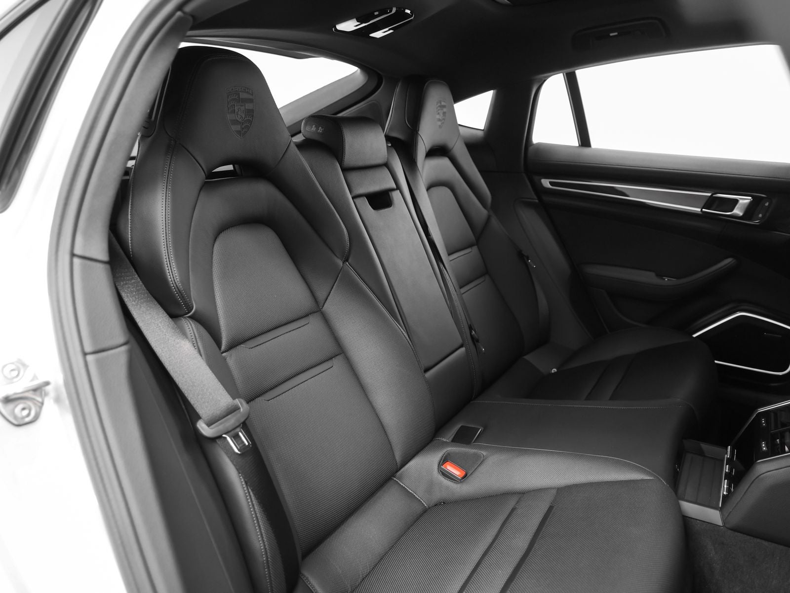 2023 Porsche Panamera 4 Platinum Edition