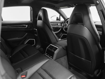 2023 Porsche Panamera 4 Platinum Edition