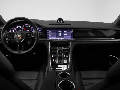 2023 Porsche Panamera 4 Platinum Edition