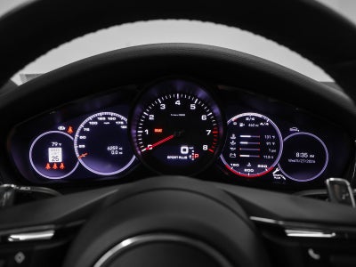 2023 Porsche Panamera 4 Platinum Edition