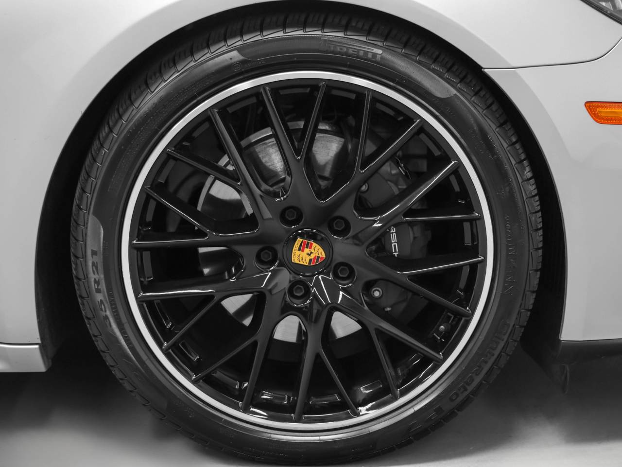 2023 Porsche Panamera Panamera 4 Platinum Edition (MY23)