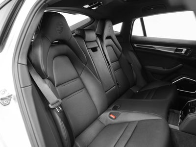 2023 Porsche Panamera Panamera 4 Platinum Edition (MY23)
