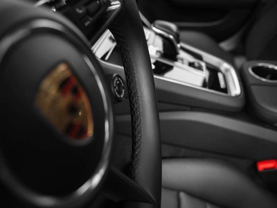 2023 Porsche Panamera Panamera 4 Platinum Edition (MY23)