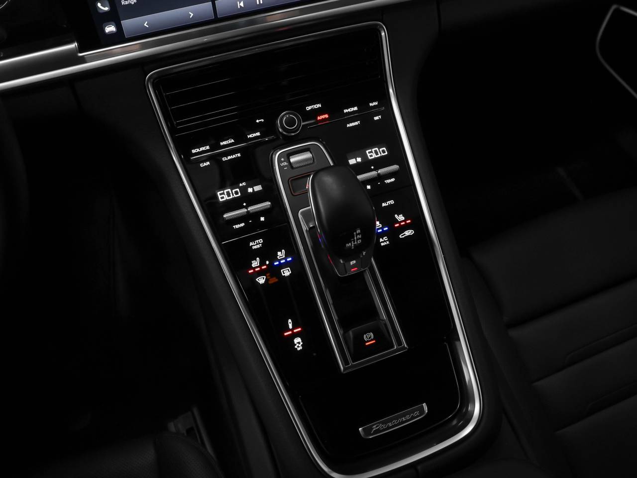 2023 Porsche Panamera Panamera 4 Platinum Edition (MY23)