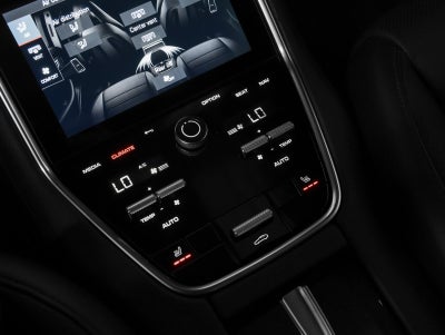 2023 Porsche Panamera 4 Platinum Edition