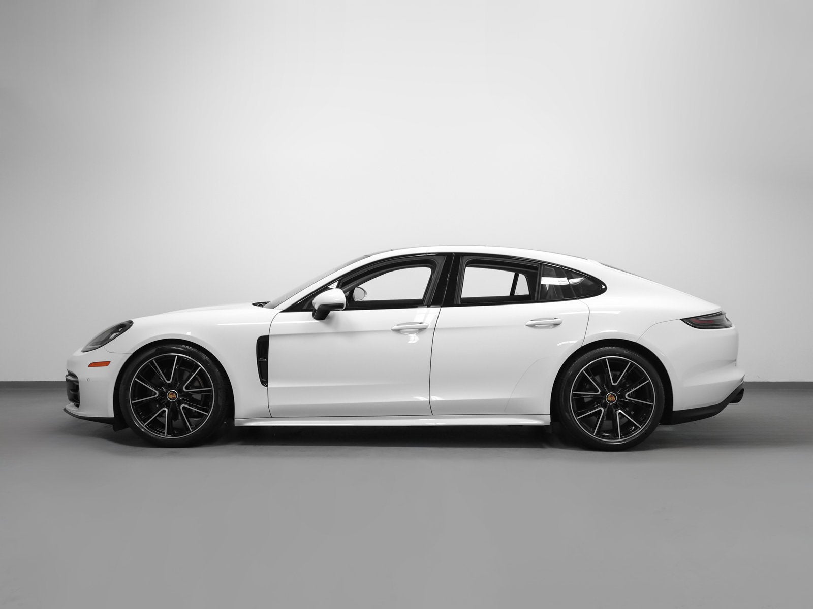 2023 Porsche Panamera Panamera Platinum Edition