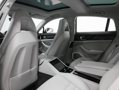 2023 Porsche Panamera Panamera Platinum Edition