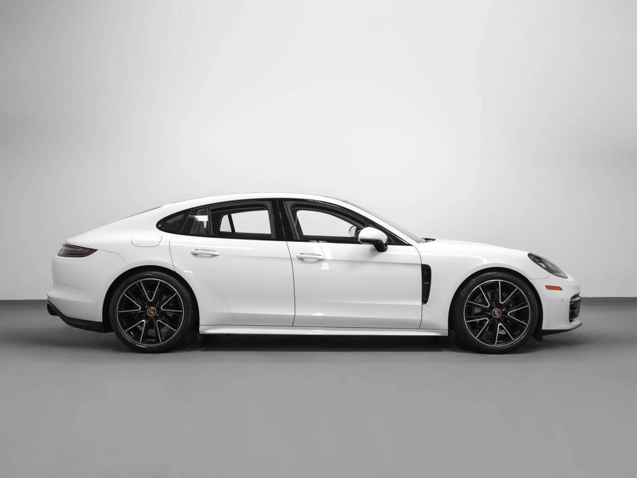 2023 Porsche Panamera Panamera Platinum Edition