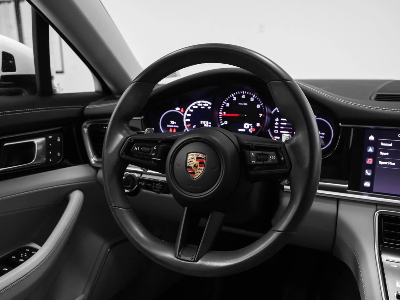 2023 Porsche Panamera Panamera Platinum Edition