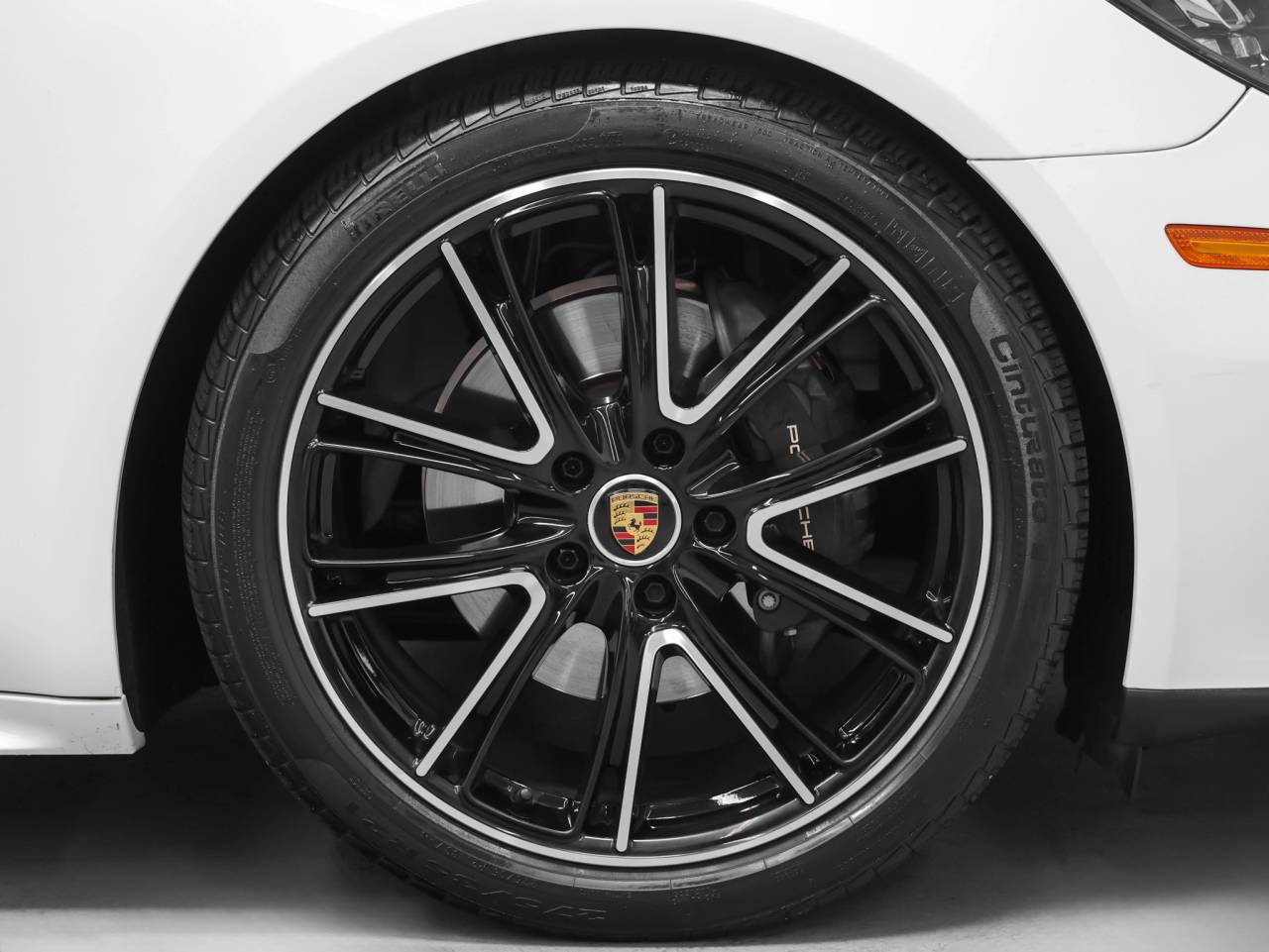 2023 Porsche Panamera Panamera Platinum Edition