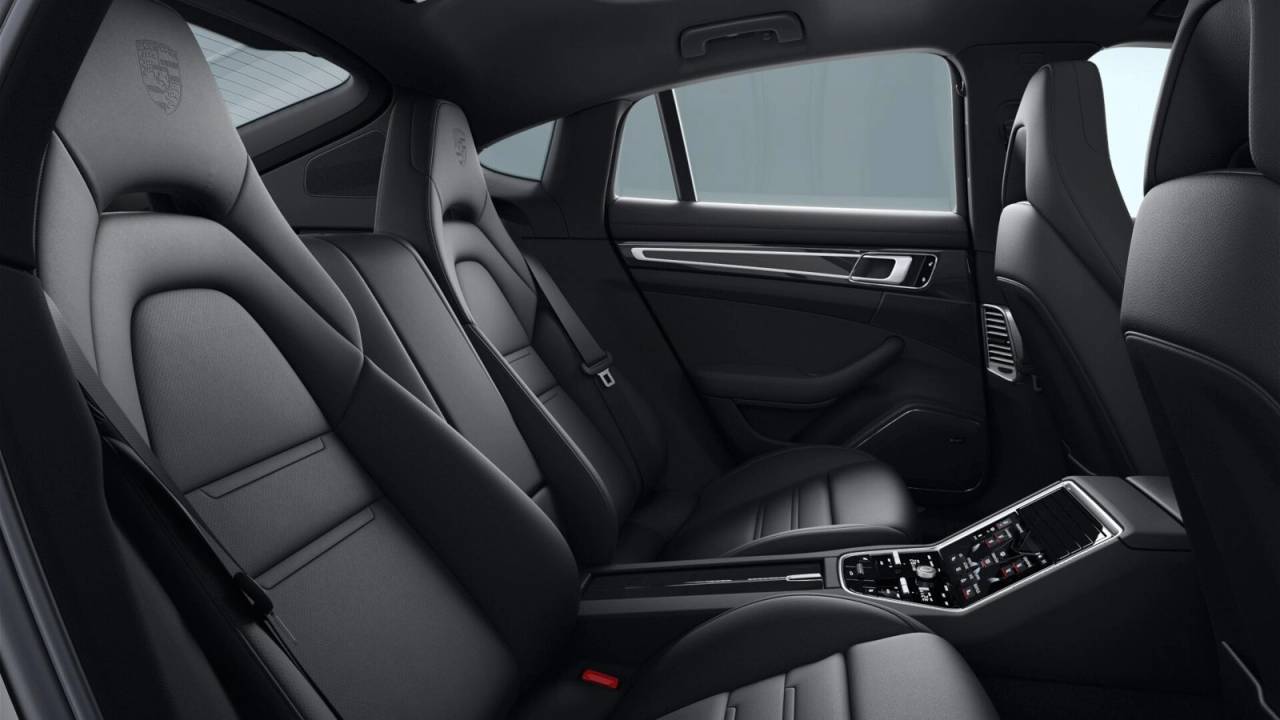 2023 Porsche Panamera Panamera 4 Platinum Edition
