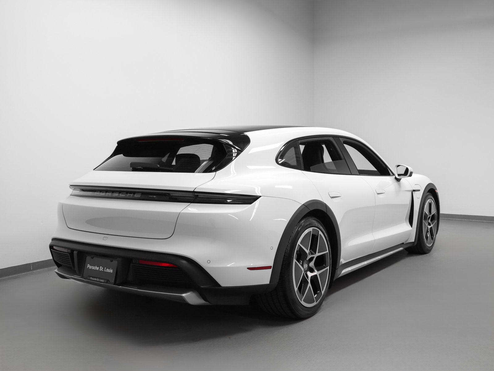 2025 Porsche Taycan Taycan 4 Cross Turismo