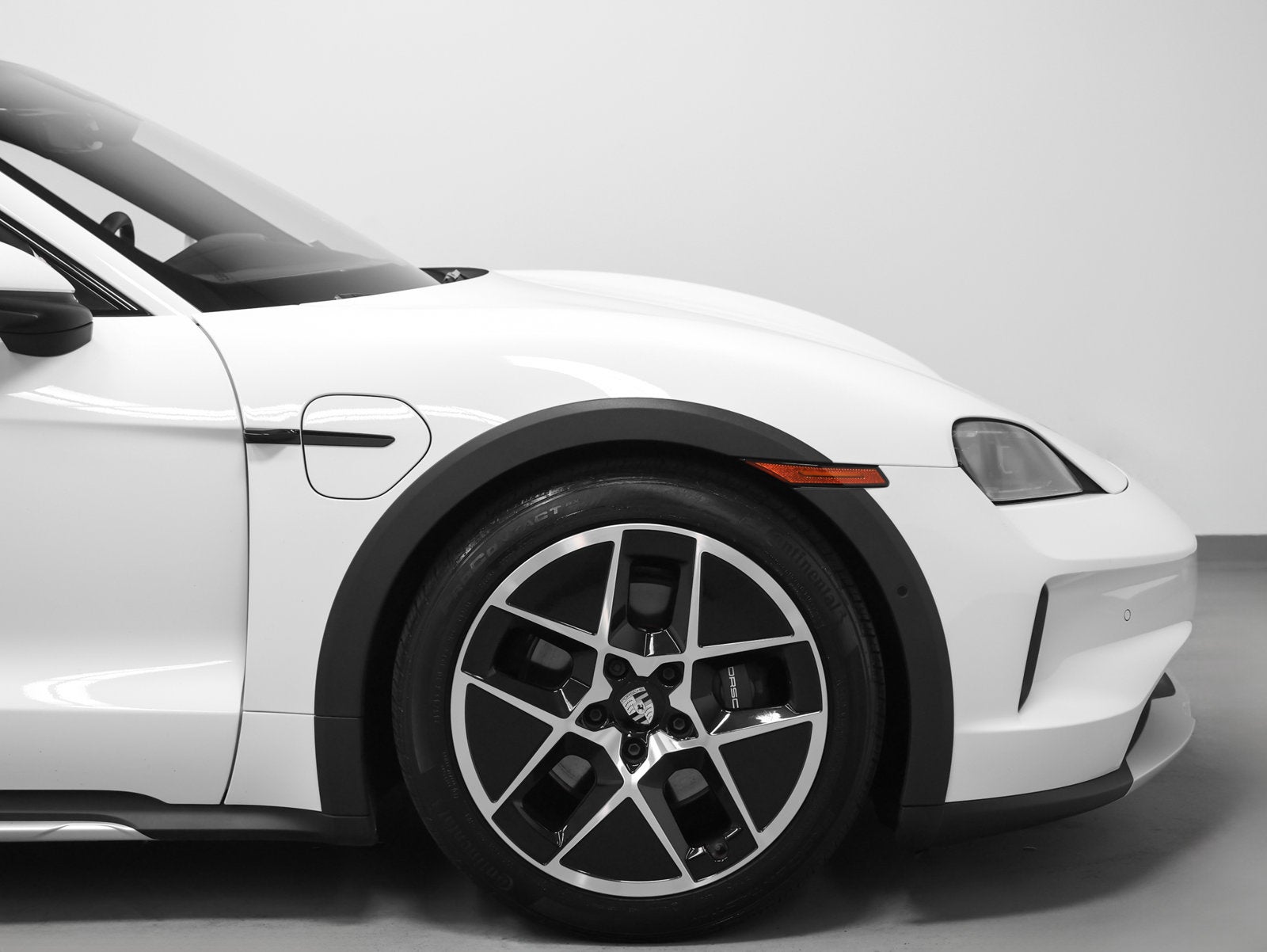 2025 Porsche Taycan Taycan 4 Cross Turismo